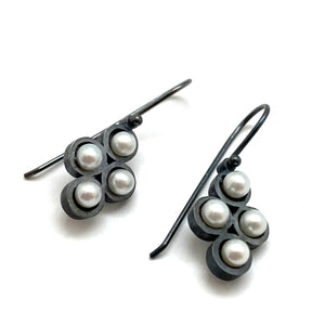 4 Pearl Earrings-Earrings-Elisa Bongfeldt-Pistachios