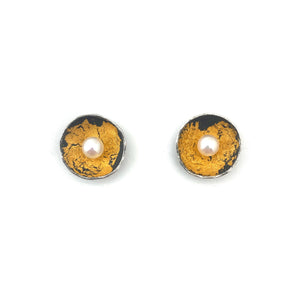 Gold and Pearl Stud Earrings-Earrings-So Young Park-Pistachios
