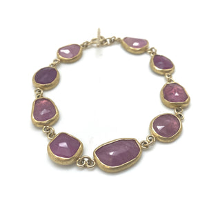 Gold and Sapphire Bracelet-Bracelets-Petra Class-Pistachios