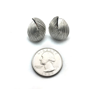 Mini Folded Ribbon Earrings - Silver-Earrings-Kacper Schiffers-Pistachios