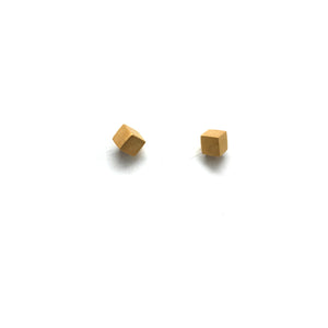 Mini Gold Cube Studs-Earrings-Manuela Carl-Pistachios
