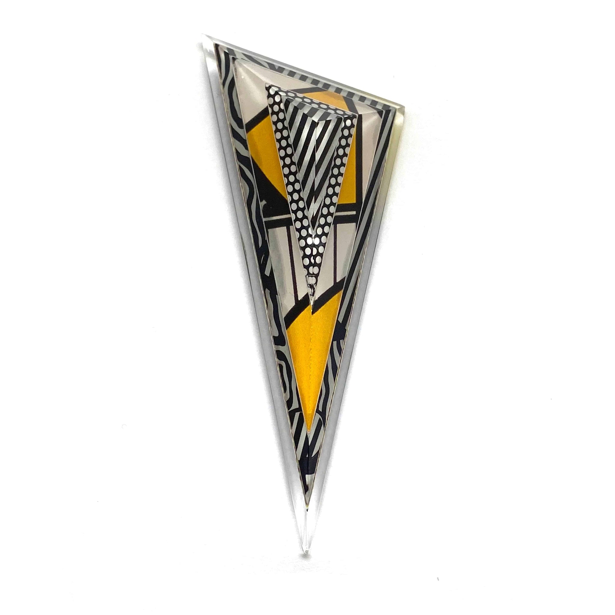 pin's pins badge ARTHUS a identifier pin's pins badge ARTHUS a identifier