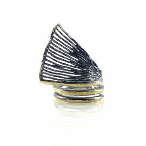 Single Wing Span Ring-Rings-Apostolos-Pistachios
