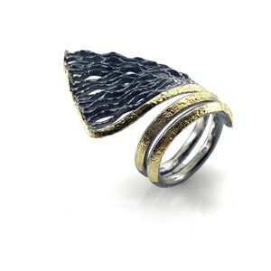 Single Wing Span Ring-Rings-Apostolos-Pistachios