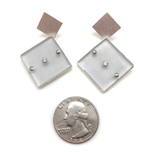 Square/Acrylic Drops-Earrings-Petra Meiren-Pistachios