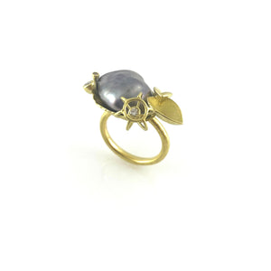 Tahitian Pearl Ring-Rings-Liaung-Chung Yen-Pistachios