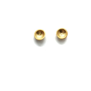 Textured Circle Post - Gold-Earrings-Manuela Carl-Pistachios